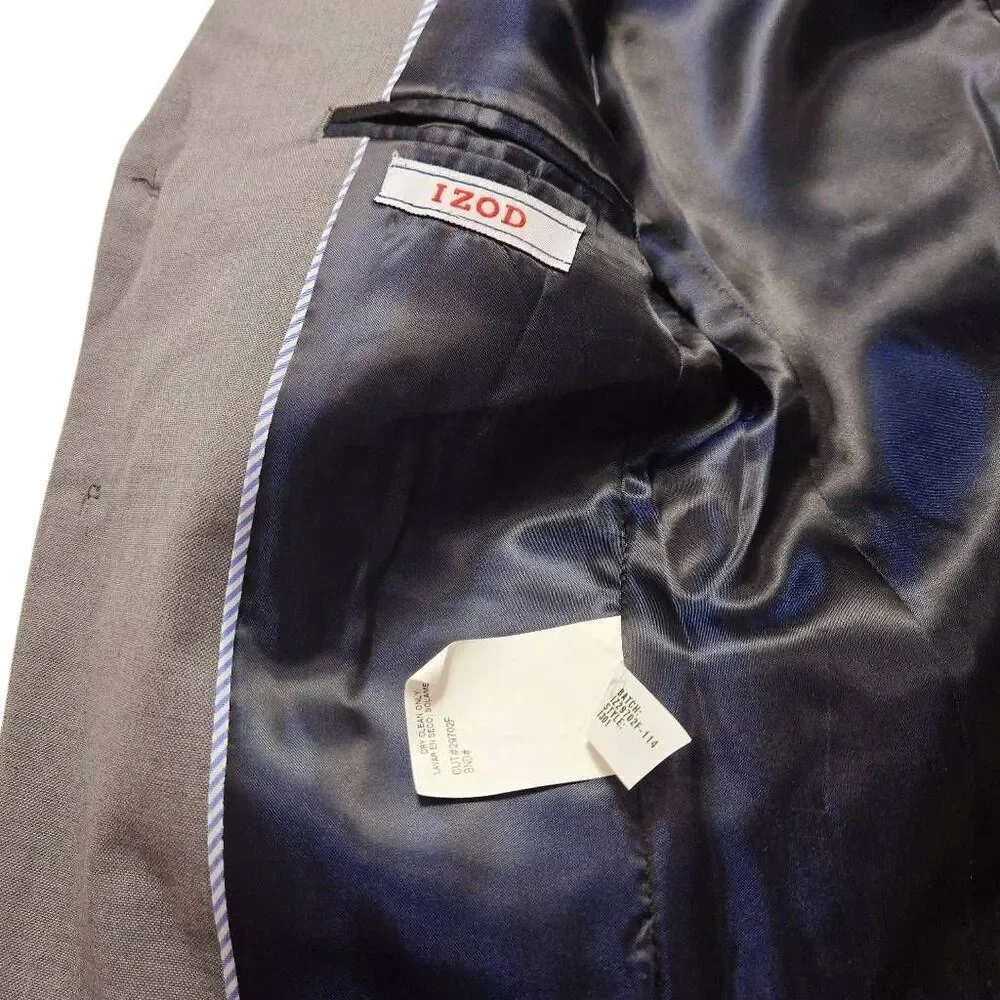 Izod 2 pc suit, Blazer and pants 7
